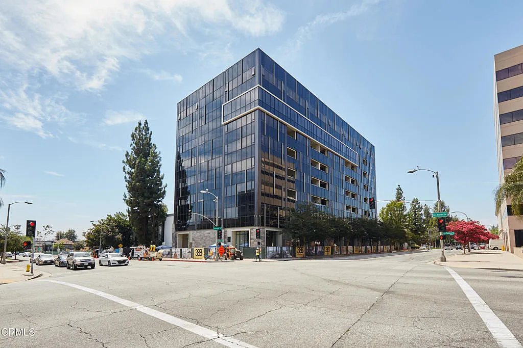 Building Photo - 388 E Cordova St #305