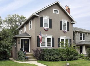 1010 Oak St, Winnetka, IL 60093