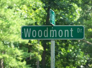 4060 Woodmont Dr, Waterford, MI 48329