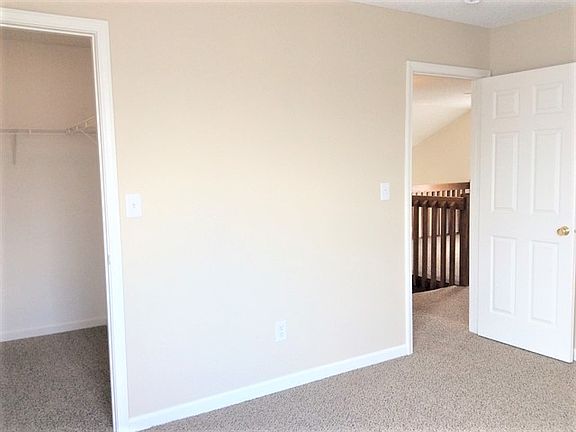 5th image of 11949 Locus Ln