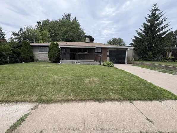 4503 Maplewood Ave, Niagara Falls, ON L2E 6H5