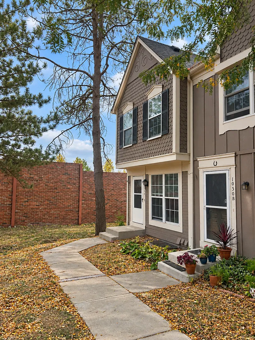 Recently Remodeled End Unit for Rent - Opens to Green Space! — Photo 1