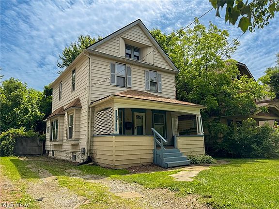 2nd image of 78 E Mapledale Ave