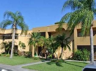 153 Lakeview Dr APT 202, Fort Lauderdale, FL 33326