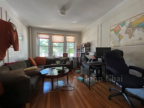 8 Vinal St Photo 1