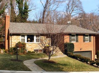 1919 Yorktown Rd NW, Washington, DC 20012