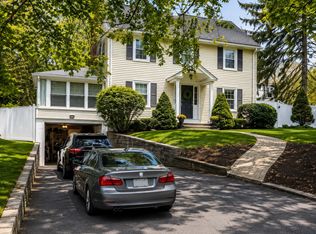 16 Pine St, Natick, MA 01760