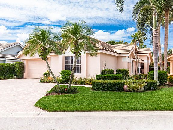 3rd image of 3820 Shearwater Dr