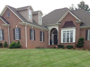 120 Chandler Dr, Lexington, NC 27295