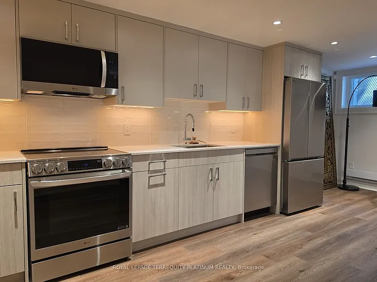191 Shaw St #BASEMENT — Photo 6