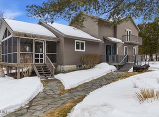 174 Parkhurst Rd, Wilton, NY 12831