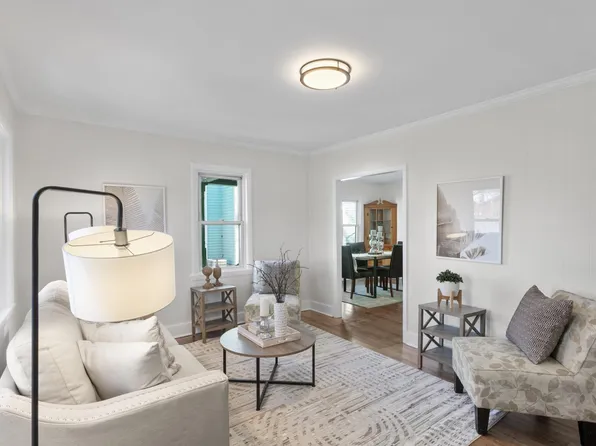 294 Banfil St, Saint Paul, MN 55102