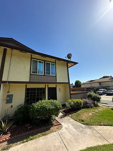 230 Regency Ct #A Photo 1