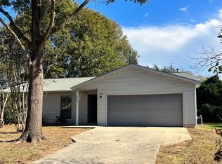 10013 Fairway Ridge Rd, Charlotte, NC 28277