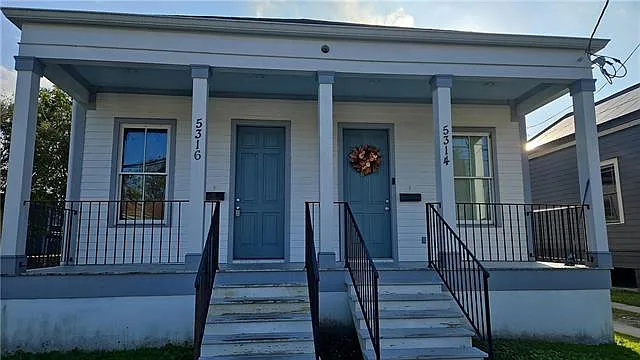 5316 Burgundy St — Photo 1