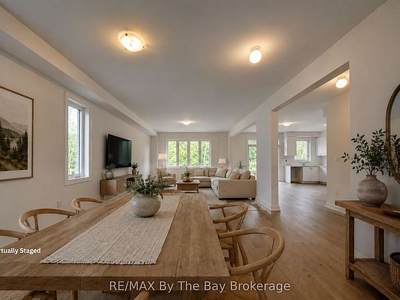 4th image of 38 Amber Dr