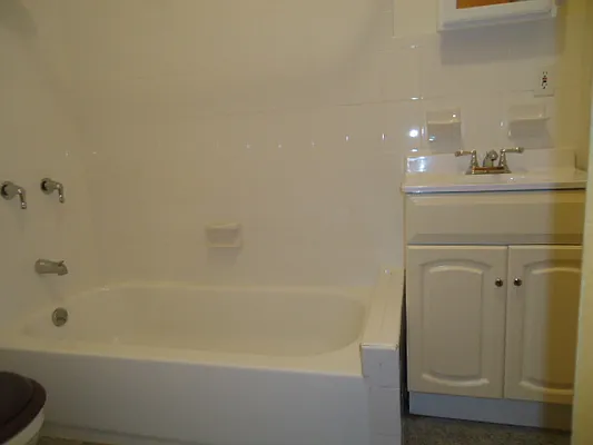 Rented by Hakeem Shahid, LREB | media 37