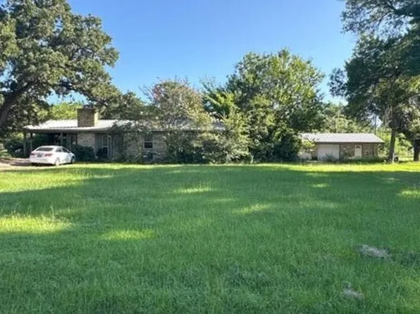 432 Lazy Way, Fairfield, TX 75840
