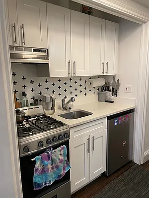 Rented by Compass | media 11