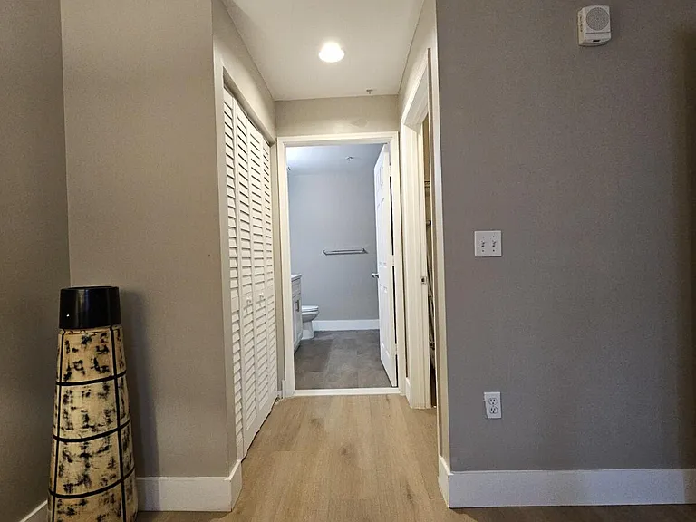 780 Sapodilla Ave #105 — Photo 13