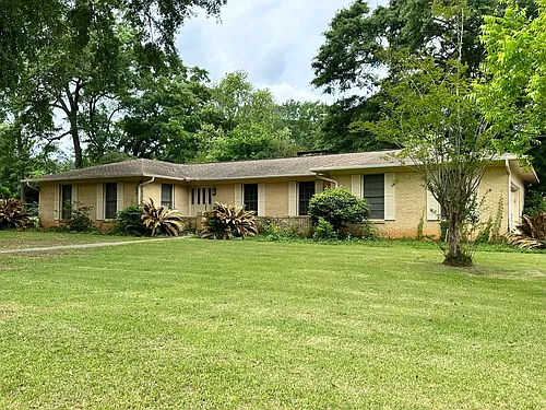 1105 Buena Vista Dr Photo 1