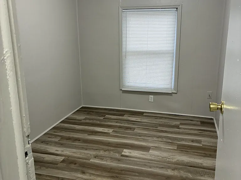 373 Cedar St — Photo 3