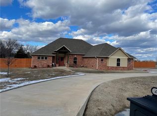 45100 Scotlyn Dr, Shawnee, OK 74801