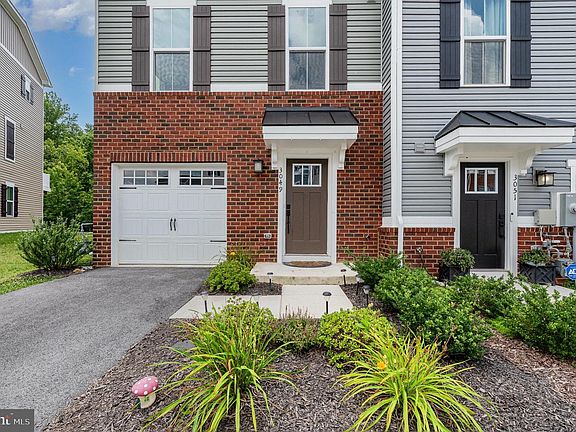 4th image of 3049 Strasbaugh Dr