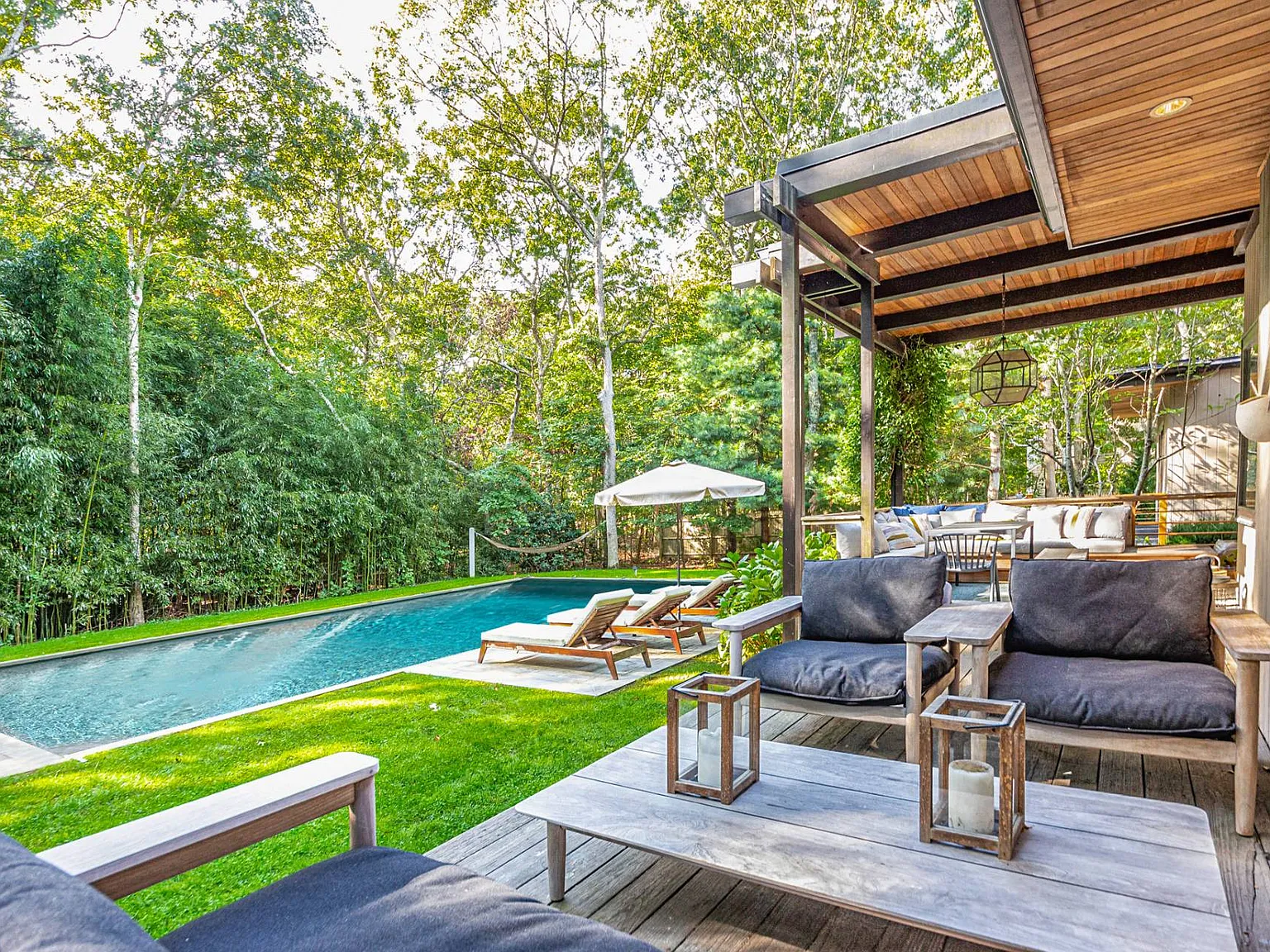 Chic Contemporary! — Photo 3
