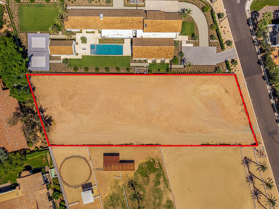 2nd image of 4550 N Rubicon Avenue #1