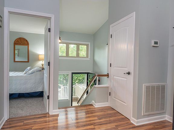 5th image of 8521 Muirfield Cir