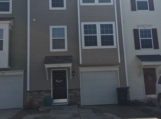 109 Pine Ln, Morgantown, WV 26508