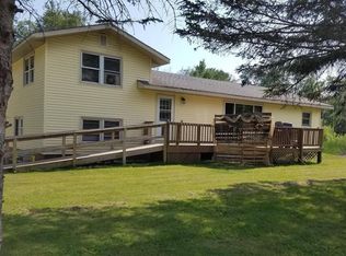 11895 White Rd, Ravenna, MI 49451