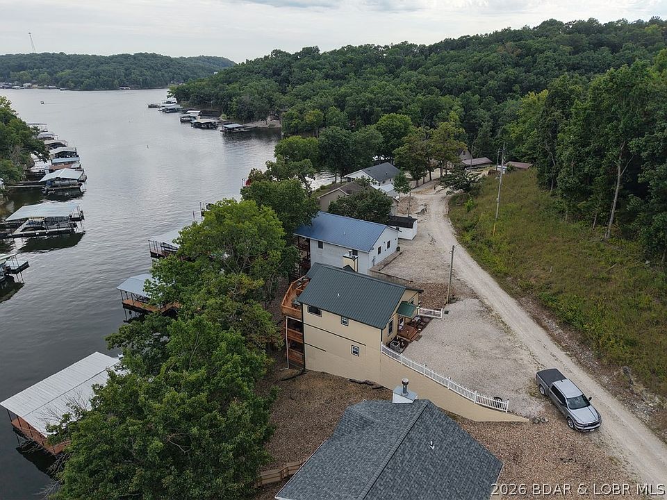 1st image of 27085 Dixie Ln