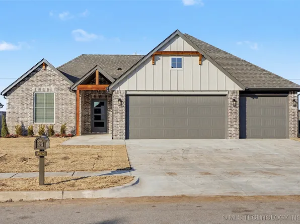 2816 E Rockford Pl, Broken Arrow, OK 74014