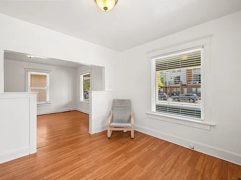 609 E Wilmington Ave — Photo 13