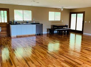 2584 Raccoon Rd, Gallipolis, OH 45631