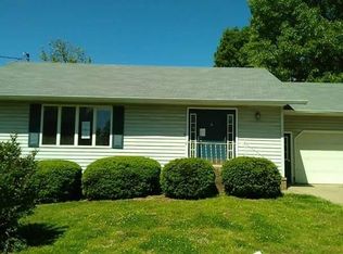 730 Tracy Ln, Mount Vernon, MO 65712