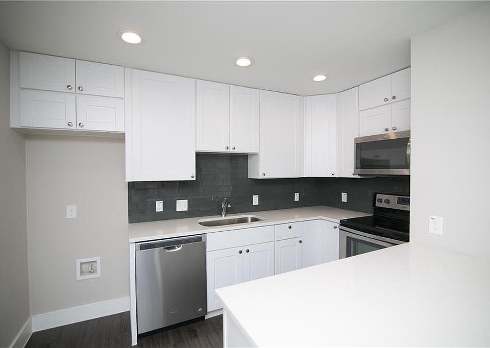 1st image of 935 La Posada Dr #155