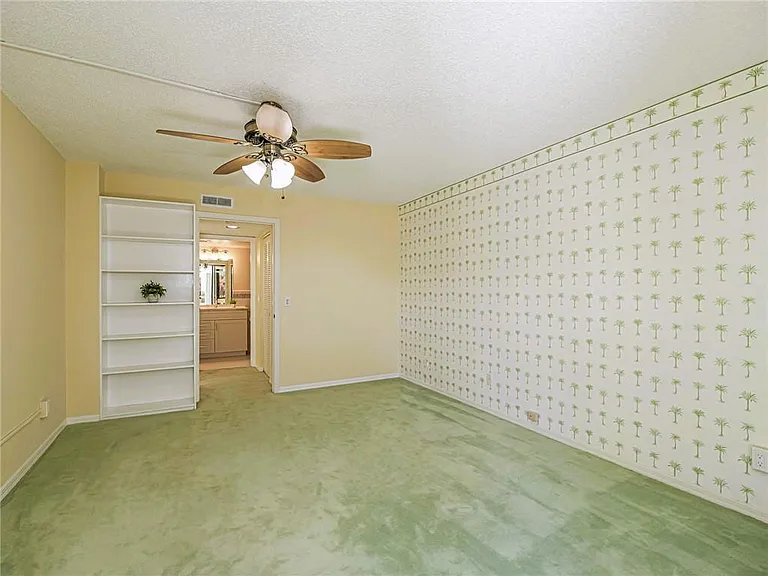 1821 Mooringline Dr #1C — Photo 19