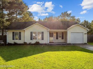 104 Ashbury Park Ln, Richlands, NC 28574