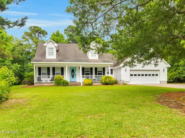 118 Pine Needle Circle, Cape Carteret, NC 28584