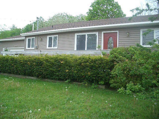 822 Grove Street