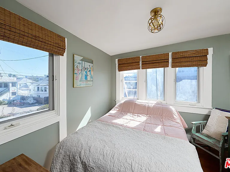 34 Park Ave — Photo 34
