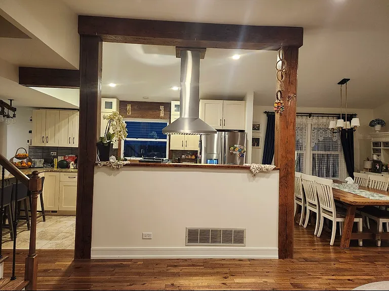 301 Oakbrook Ct — Photo 17