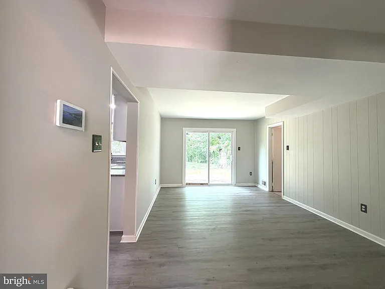 2063 Red Spruce Ct — Photo 11