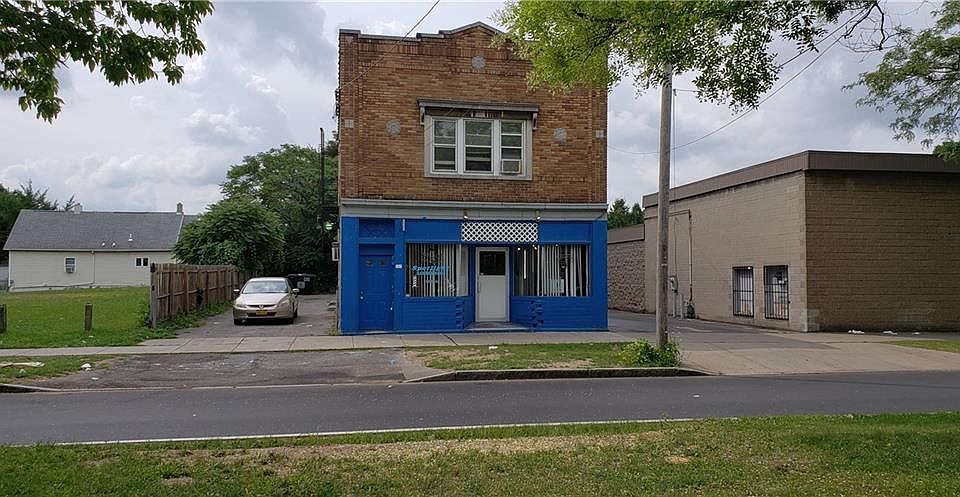 Building Photo 3