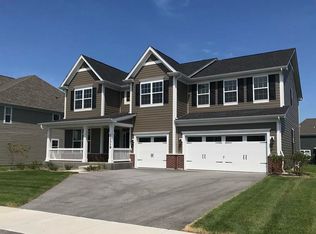 13319 Bond Ln, Lemont, IL 60439