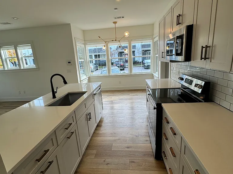 509 Rosedale Ave #K — Photo 8