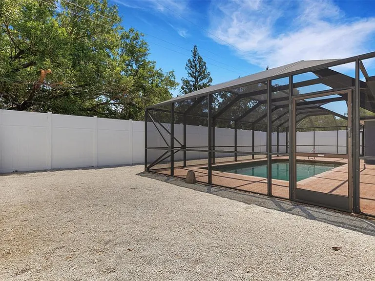 4645 Hunter Ridge Dr — Photo 65